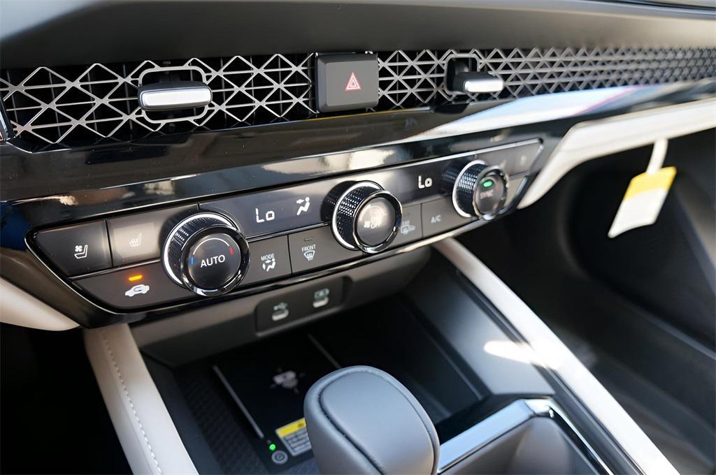 new 2025 Honda Accord Hybrid car, priced at $40,905