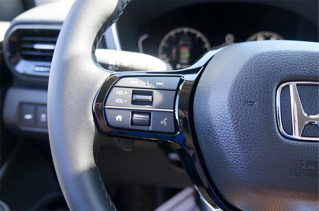 new 2025 Honda Pilot car, priced at $47,825