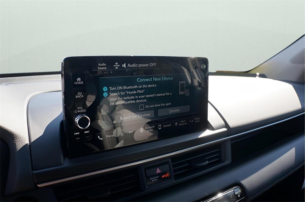 new 2025 Honda Pilot car, priced at $47,825