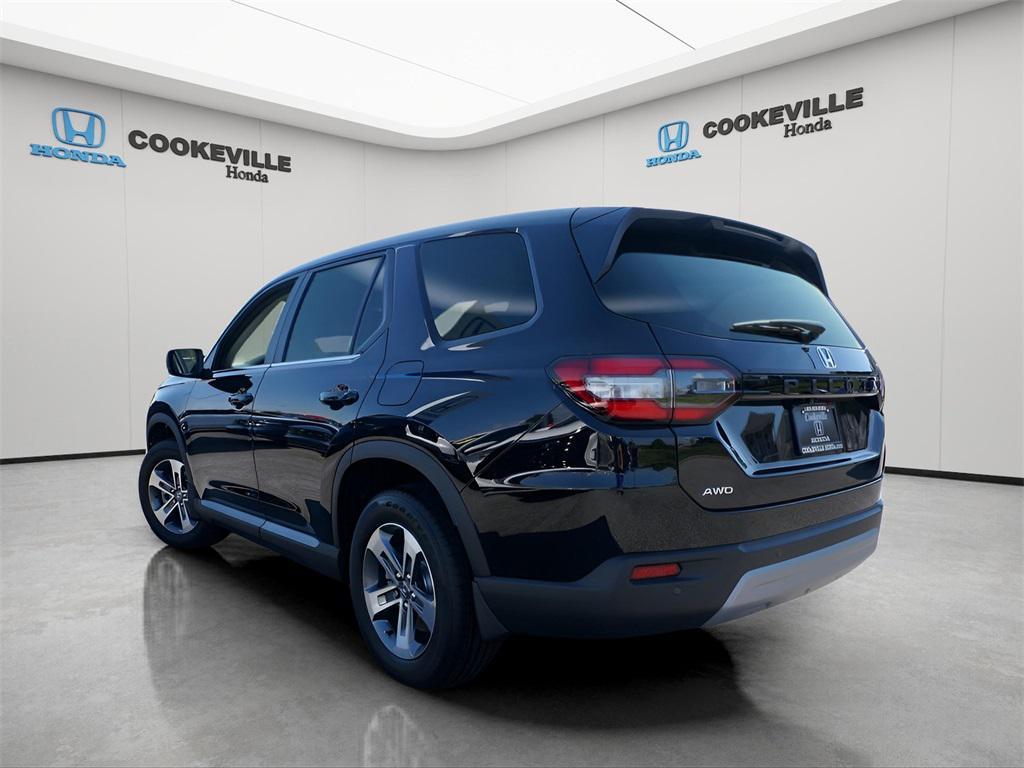 new 2025 Honda Pilot car, priced at $47,825