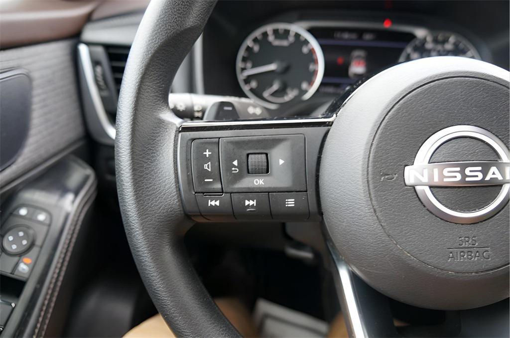 used 2023 Nissan Rogue car, priced at $22,556