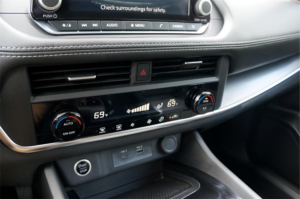 used 2023 Nissan Rogue car, priced at $22,556