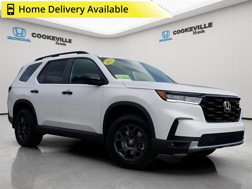 new 2025 Honda Pilot car, priced at $51,350