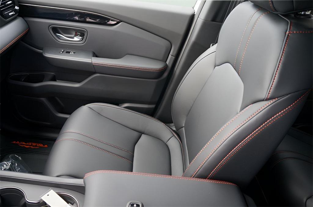 new 2025 Honda Pilot car, priced at $51,350