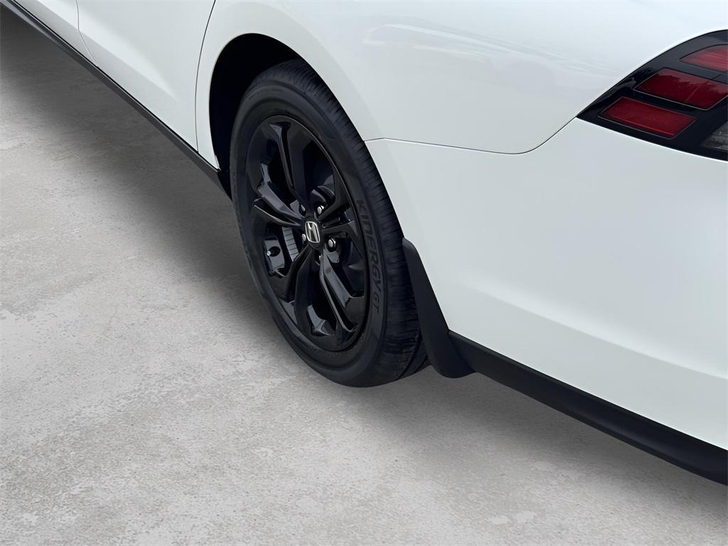 new 2025 Honda Accord car, priced at $32,165