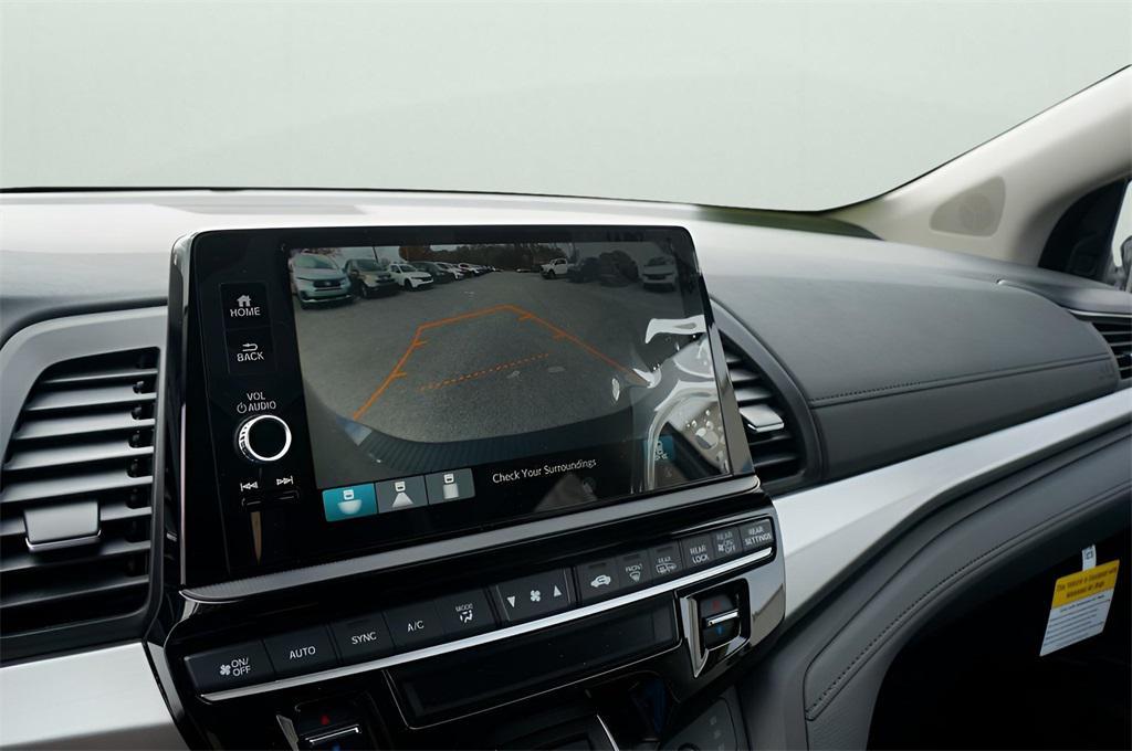 new 2026 Honda Odyssey car, priced at $44,290