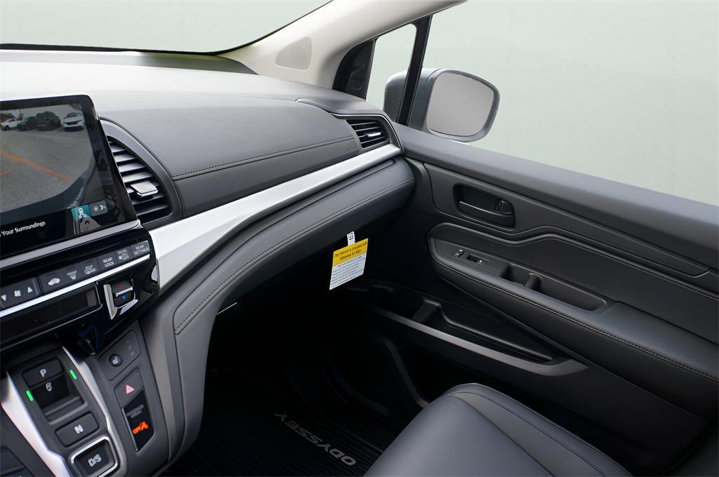 new 2026 Honda Odyssey car, priced at $44,290