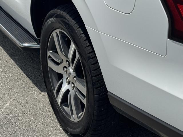 used 2023 Ford Expedition car, priced at $43,655