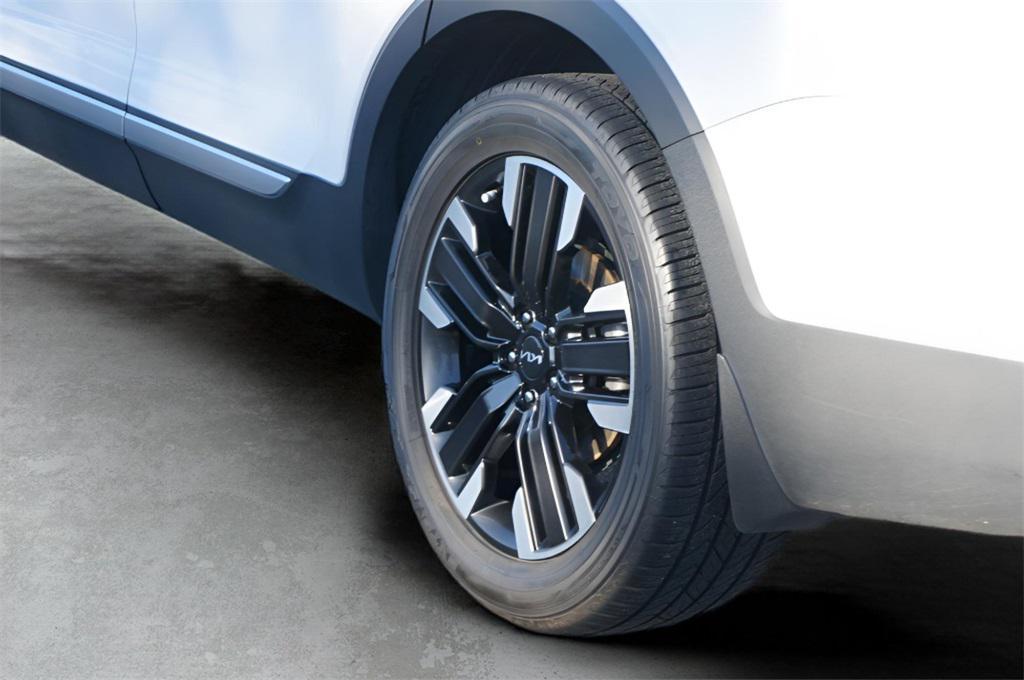 used 2024 Kia Telluride car, priced at $36,866