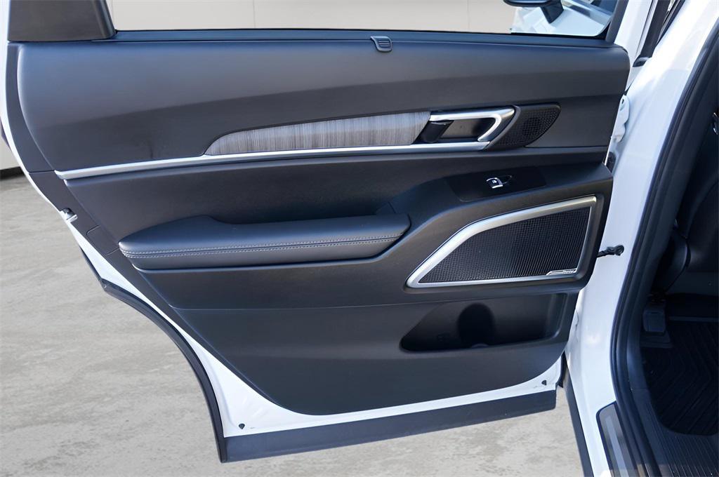 used 2024 Kia Telluride car, priced at $36,866