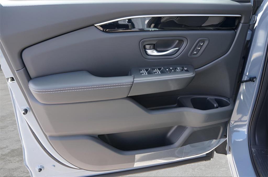 new 2025 Honda Pilot car, priced at $49,450