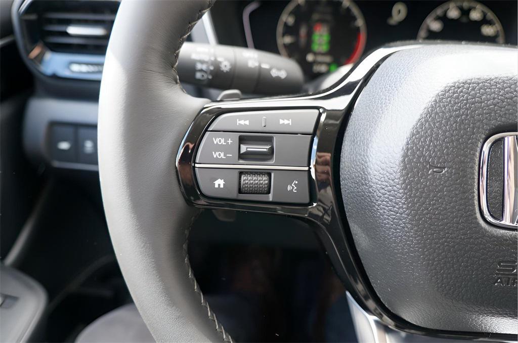 new 2025 Honda Pilot car, priced at $49,450