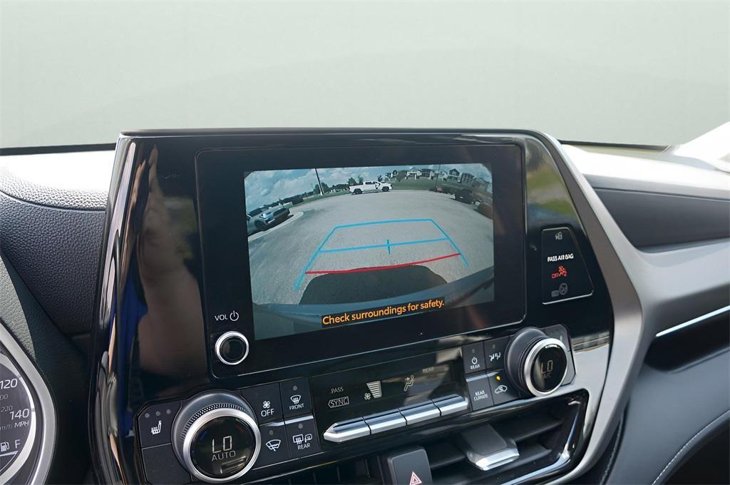 used 2024 Toyota Highlander car, priced at $38,970