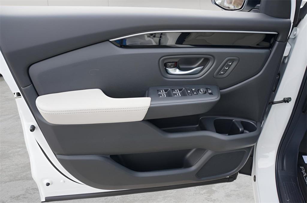 new 2026 Honda Passport car, priced at $51,600