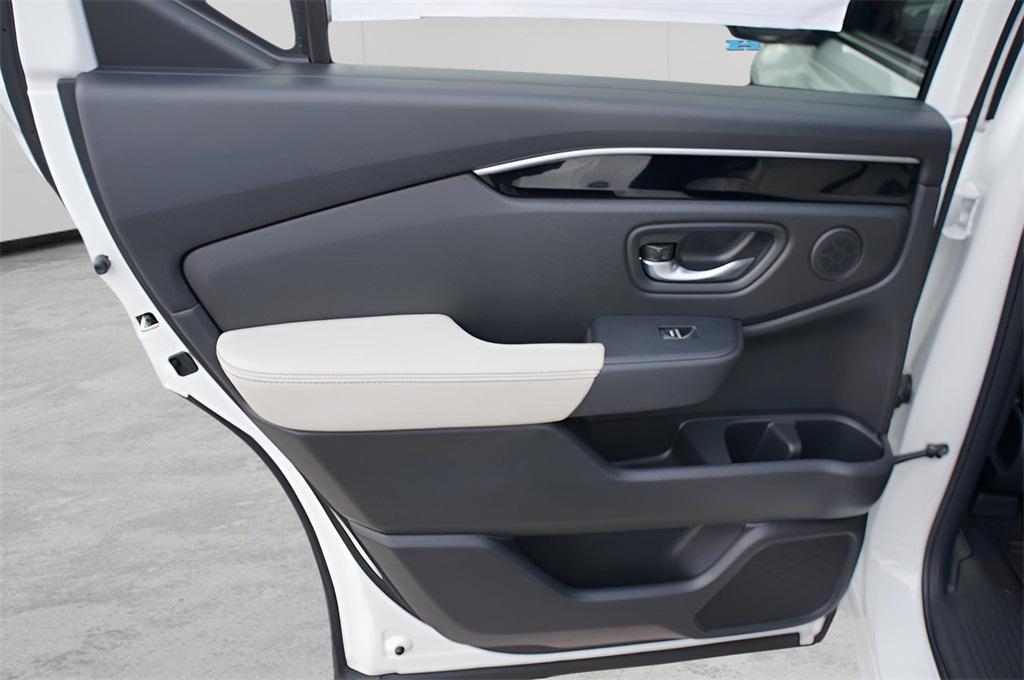 new 2026 Honda Passport car, priced at $51,600