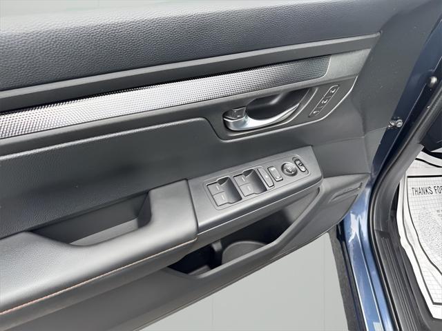used 2025 Honda CR-V Hybrid car, priced at $35,996