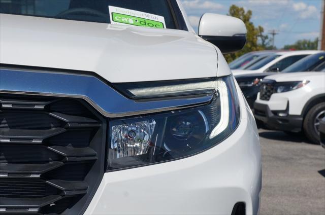 new 2025 Honda Passport car, priced at $44,250