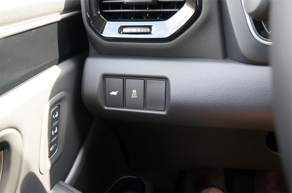 new 2025 Honda Pilot car, priced at $44,955