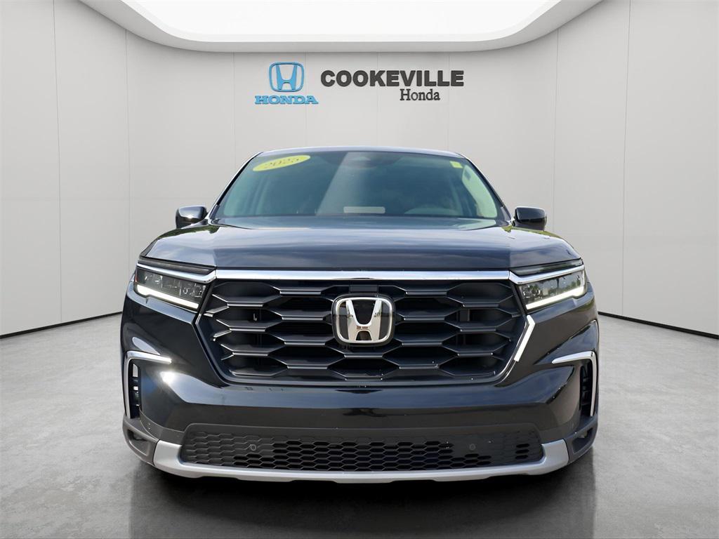 new 2025 Honda Pilot car, priced at $44,955