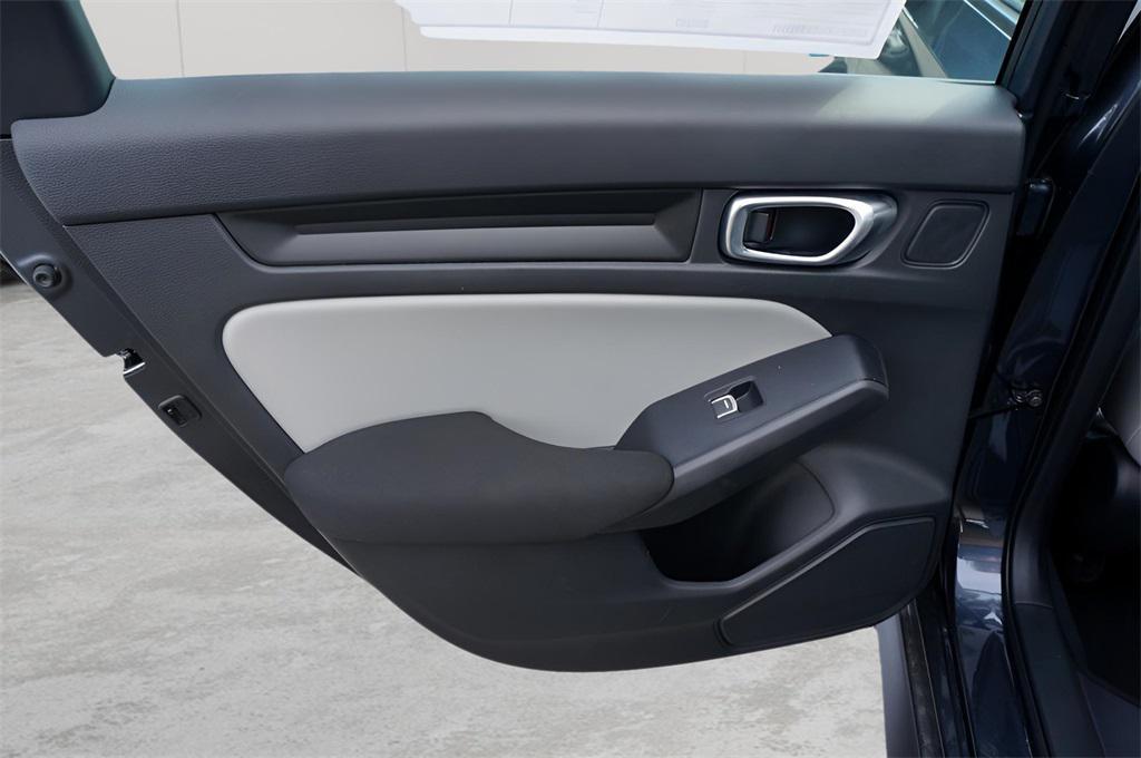 new 2025 Honda Civic Hybrid car, priced at $31,300