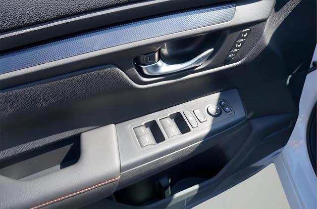 new 2025 Honda CR-V Hybrid car, priced at $39,500