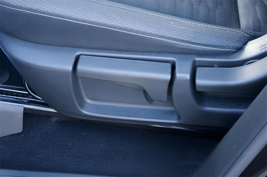 used 2022 Nissan Pathfinder car, priced at $22,999