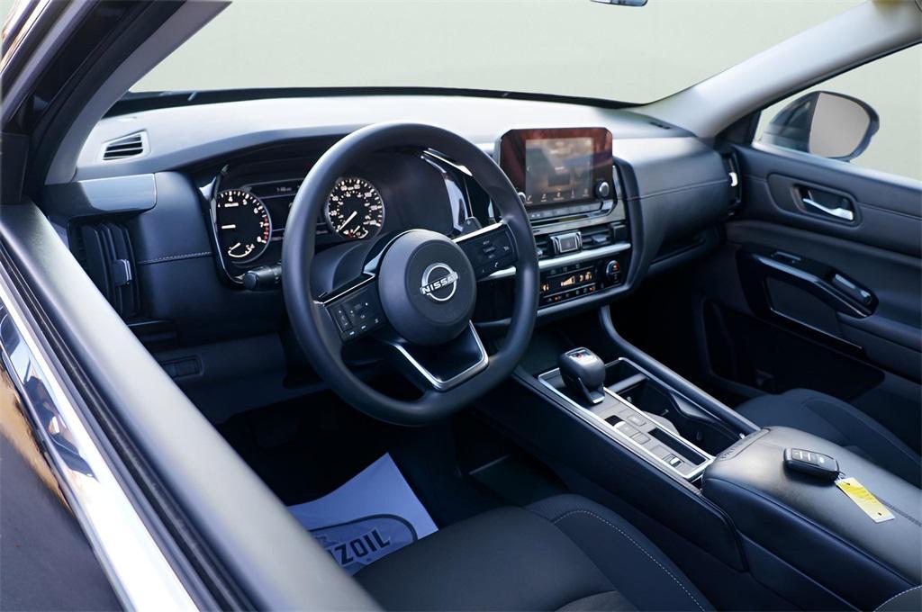 used 2022 Nissan Pathfinder car, priced at $22,999