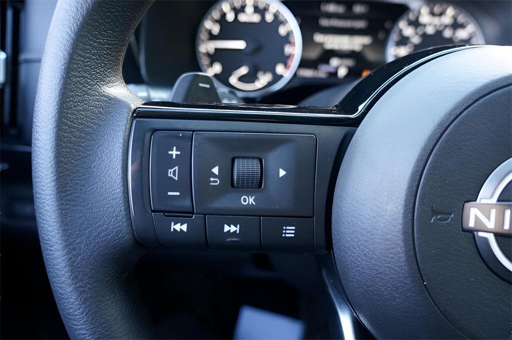 used 2022 Nissan Pathfinder car, priced at $22,999