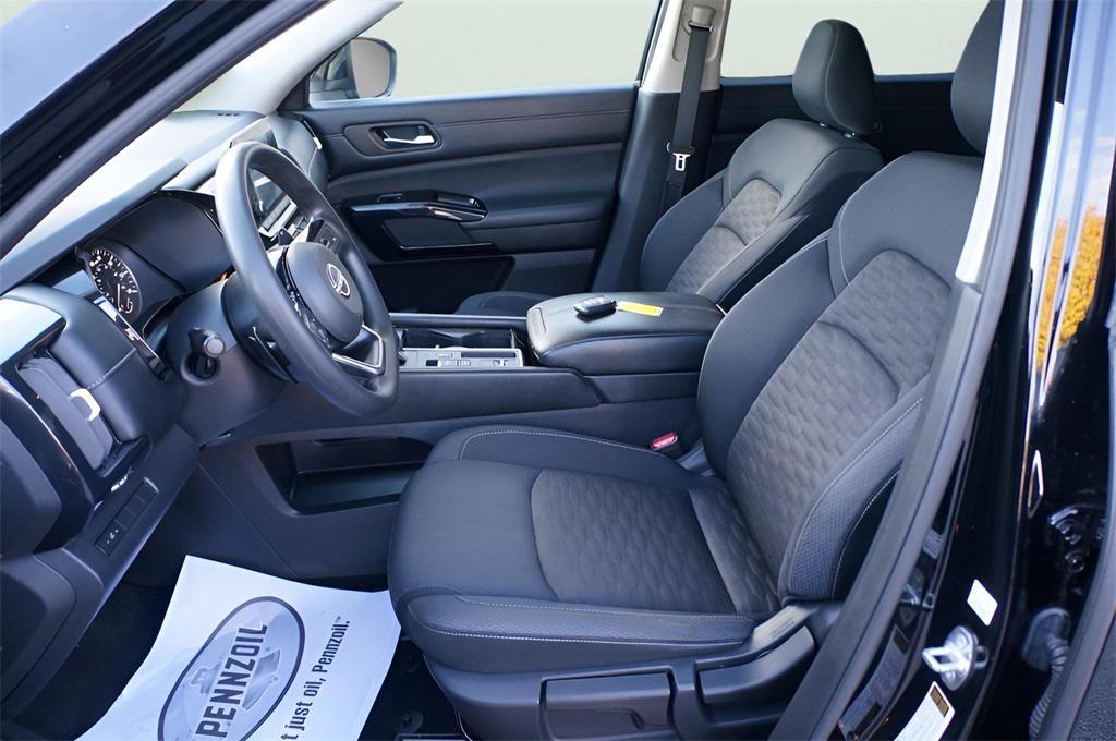 used 2022 Nissan Pathfinder car, priced at $22,999