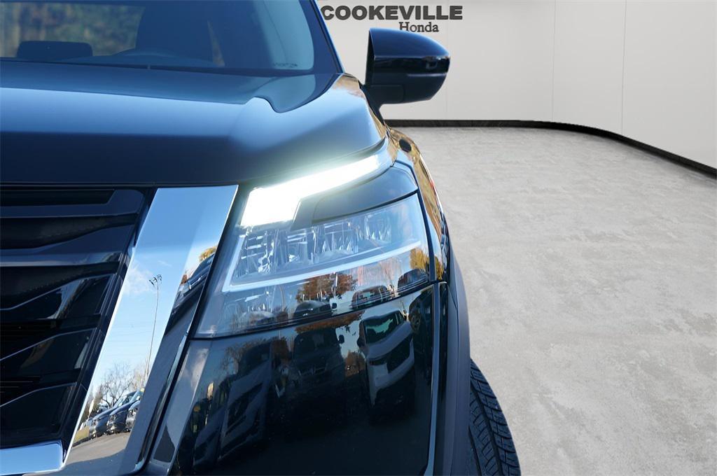 used 2022 Nissan Pathfinder car, priced at $22,999