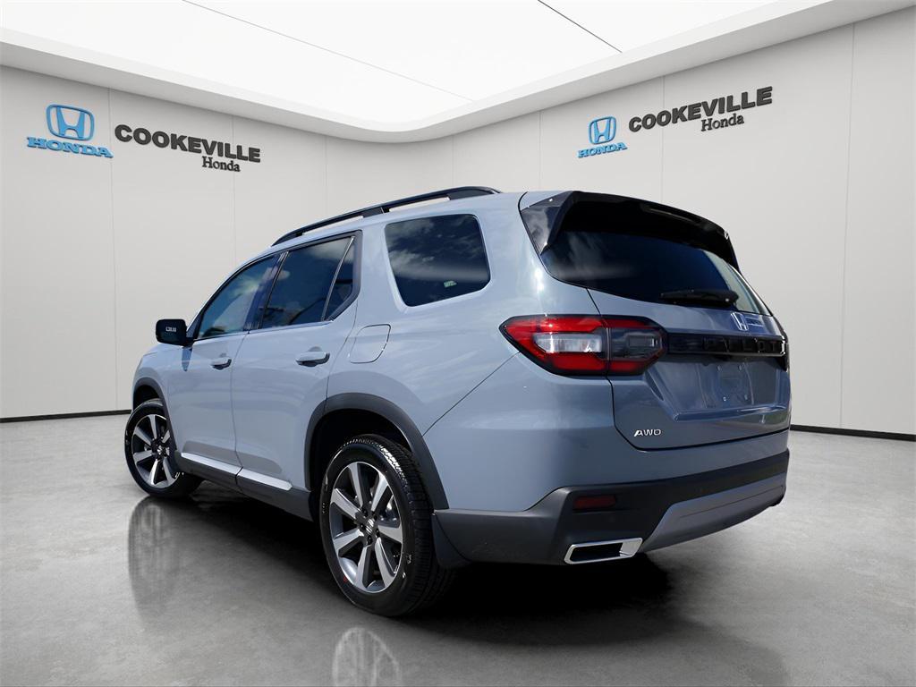 new 2025 Honda Pilot car, priced at $51,550