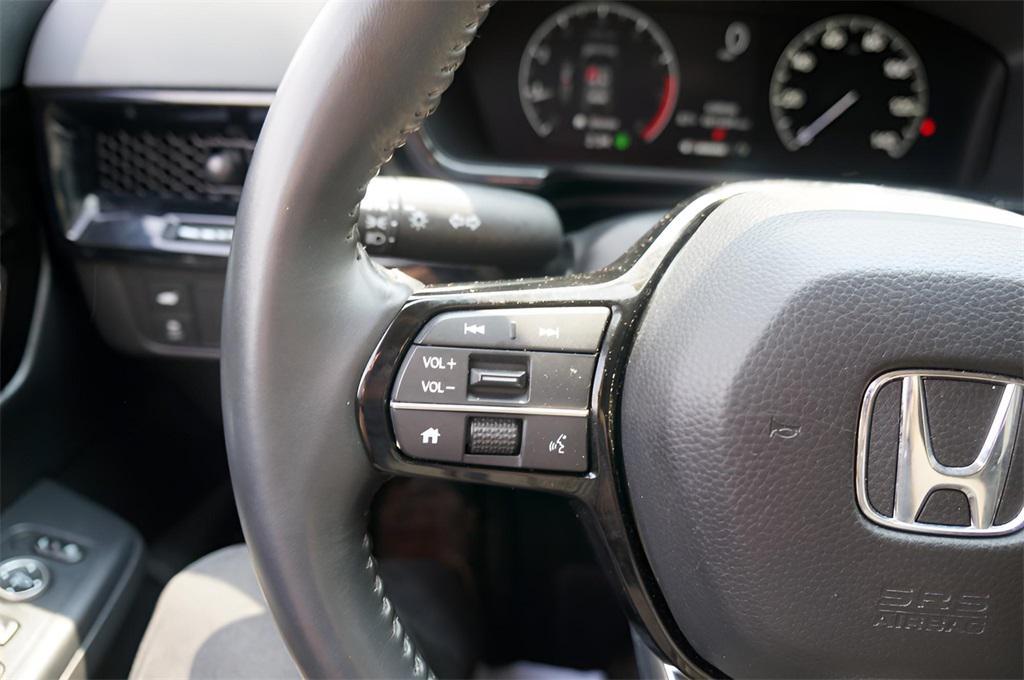 used 2023 Honda CR-V car, priced at $31,421