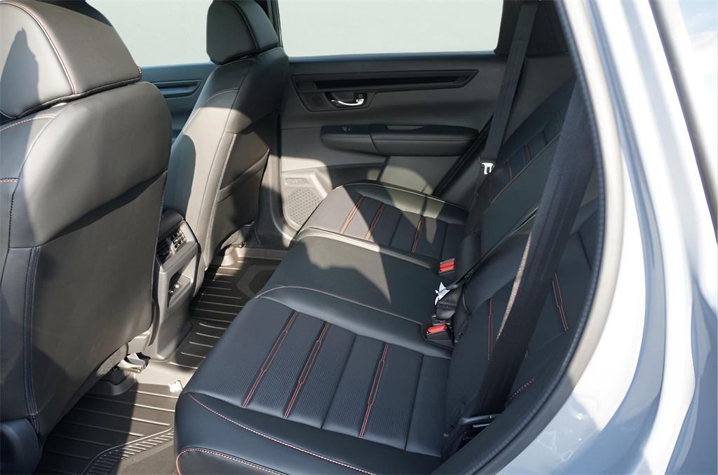 new 2026 Honda CR-V Hybrid car, priced at $40,630