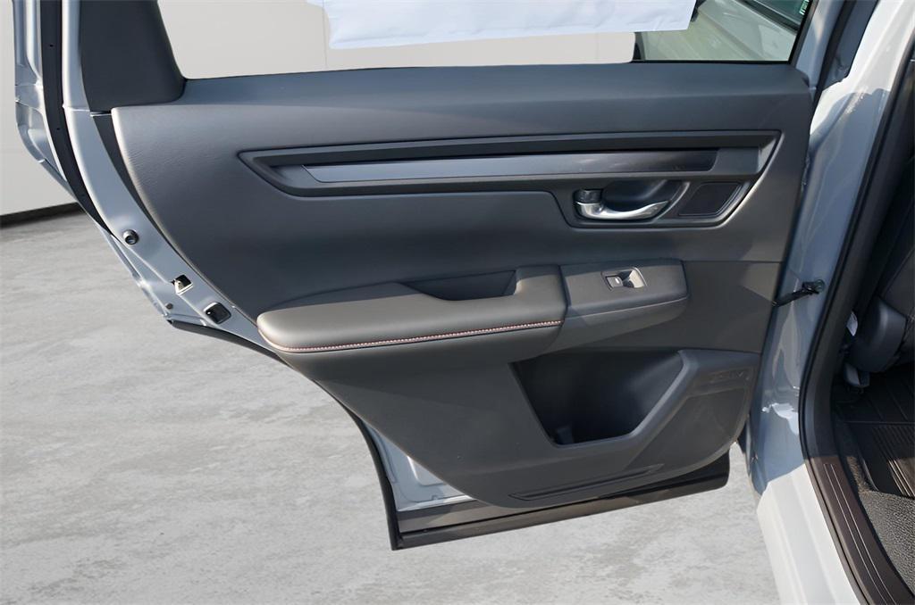 new 2026 Honda CR-V Hybrid car, priced at $40,630