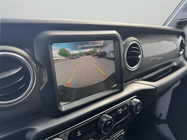 used 2023 Jeep Gladiator car, priced at $31,362