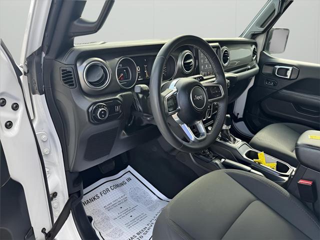 used 2023 Jeep Gladiator car, priced at $31,362