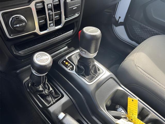 used 2023 Jeep Gladiator car, priced at $31,362