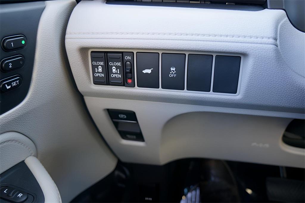 new 2026 Honda Odyssey car, priced at $44,885