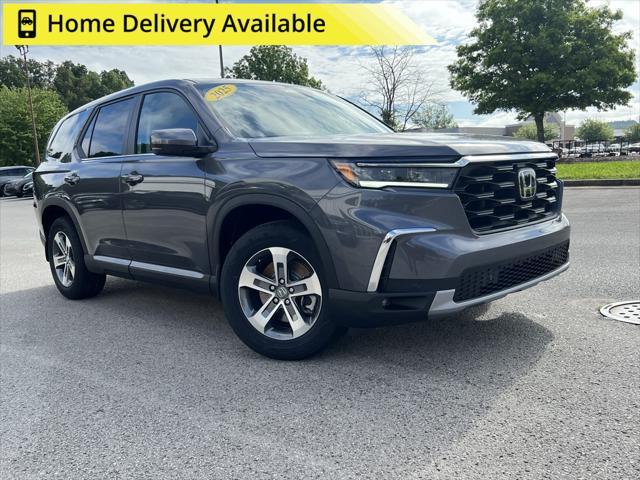 new 2025 Honda Pilot car, priced at $44,950