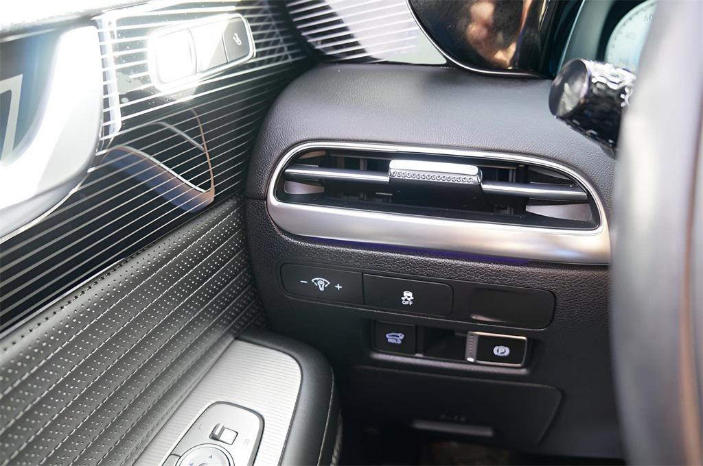 used 2024 Hyundai Palisade car, priced at $39,996