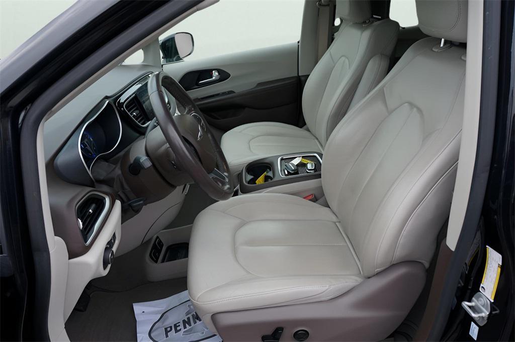used 2020 Chrysler Pacifica car, priced at $24,999
