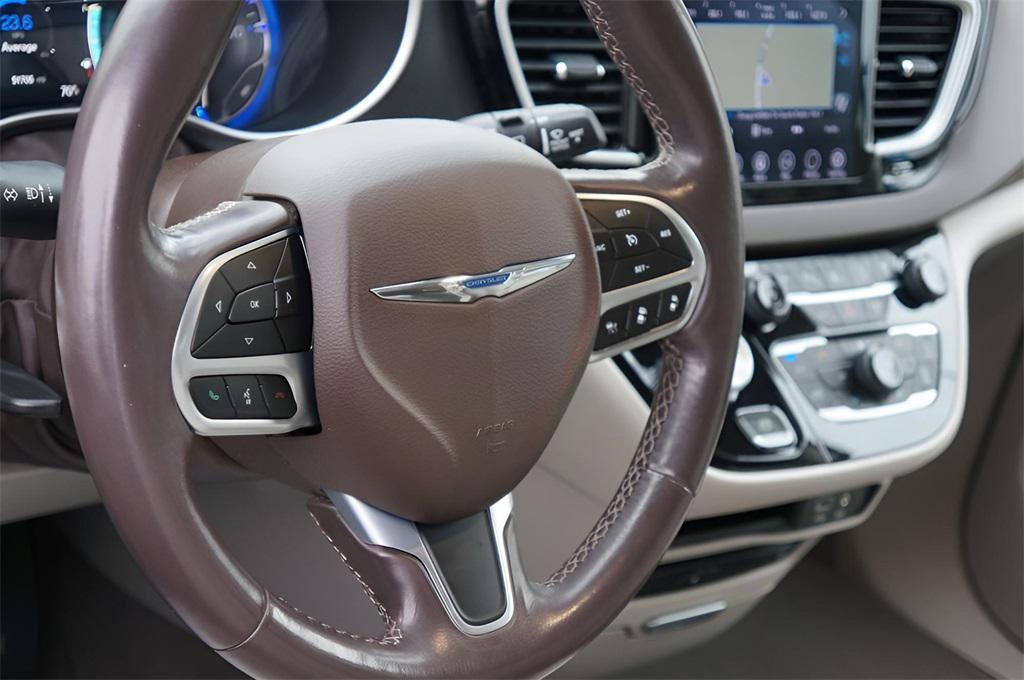 used 2020 Chrysler Pacifica car, priced at $24,999
