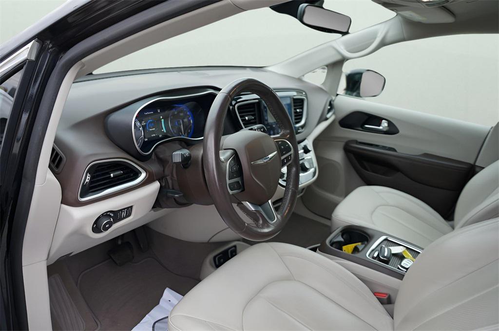used 2020 Chrysler Pacifica car, priced at $24,999