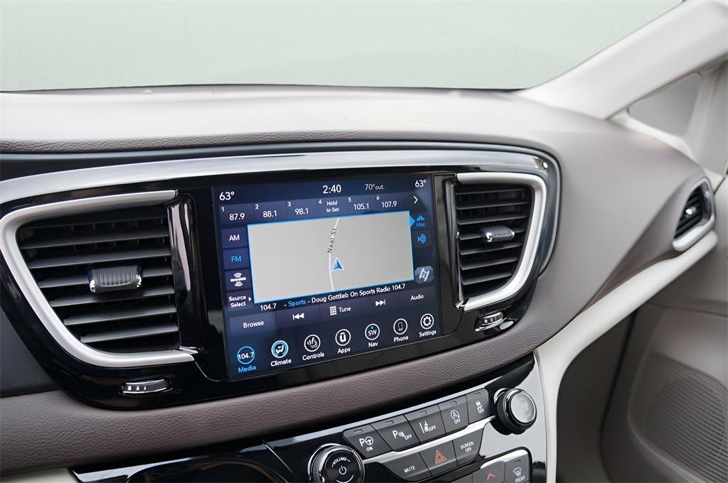 used 2020 Chrysler Pacifica car, priced at $24,999