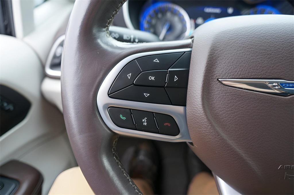 used 2020 Chrysler Pacifica car, priced at $24,999