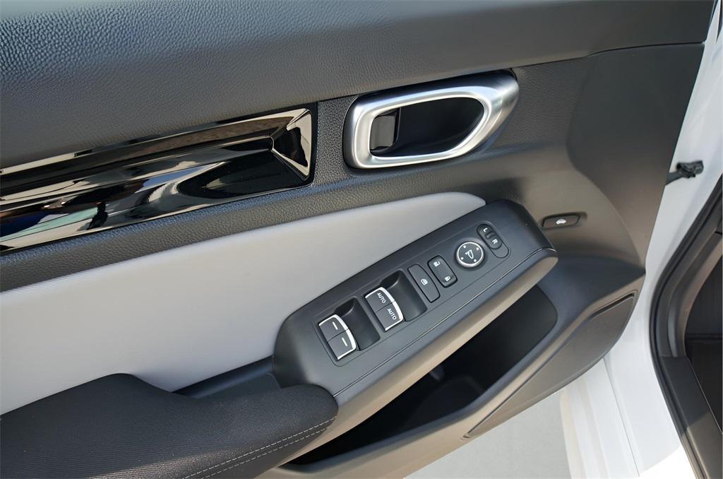 new 2026 Honda Civic Hybrid car, priced at $30,945