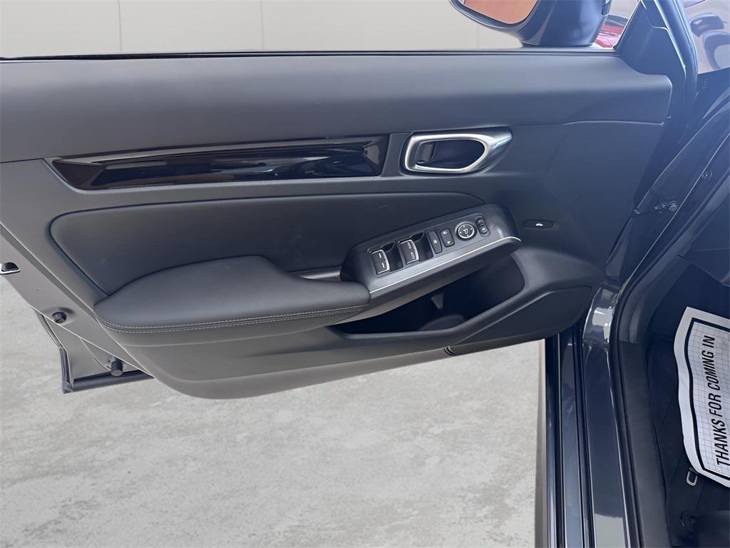 new 2026 Honda Civic Hybrid car, priced at $33,445