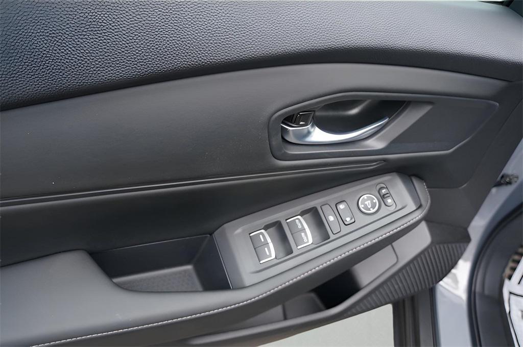 new 2025 Honda Accord Hybrid car, priced at $35,260