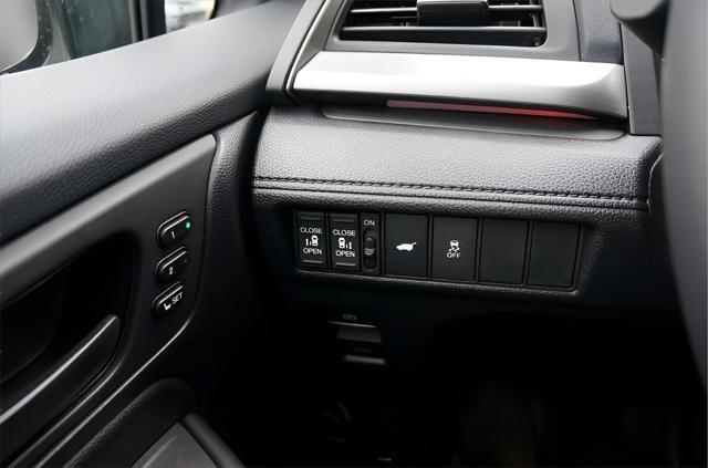 new 2025 Honda Odyssey car, priced at $45,275