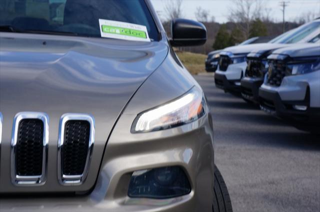 used 2017 Jeep Cherokee car, priced at $11,483